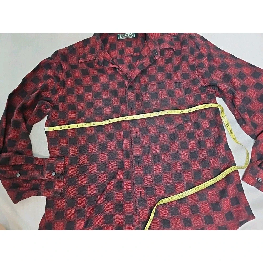 VTG Levi's Sutter Creek Portugal Red Black Checkered Flannel Shirt L‎ EUC